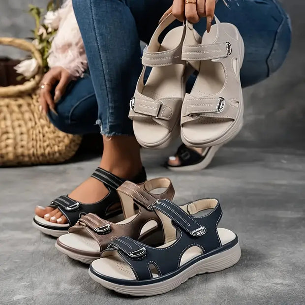 Whitney™ – Damens Bekväma Kilklackssandaler