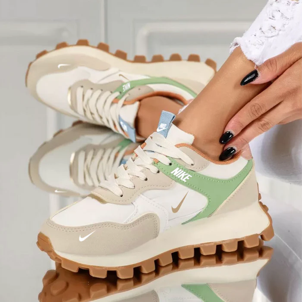 Veloura™ – Chaussures Élégantes