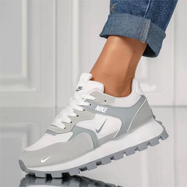 Veloura™ – Chaussures Élégantes